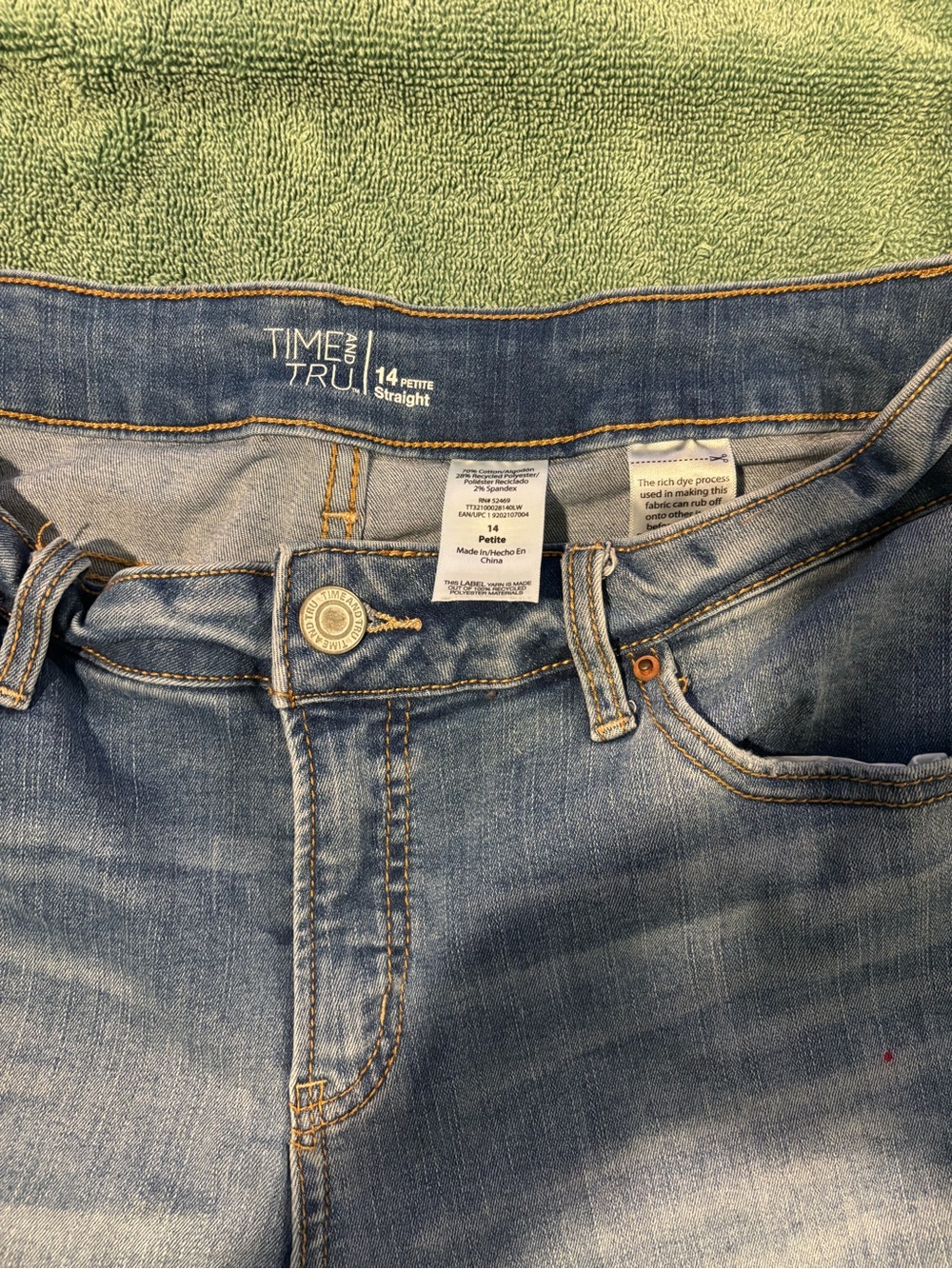 Time and Tru Light Blue Straight Leg Women's Jeans